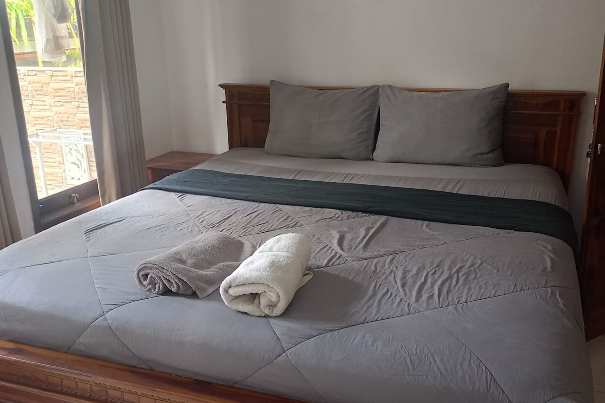 Basic Double Room, Garden View