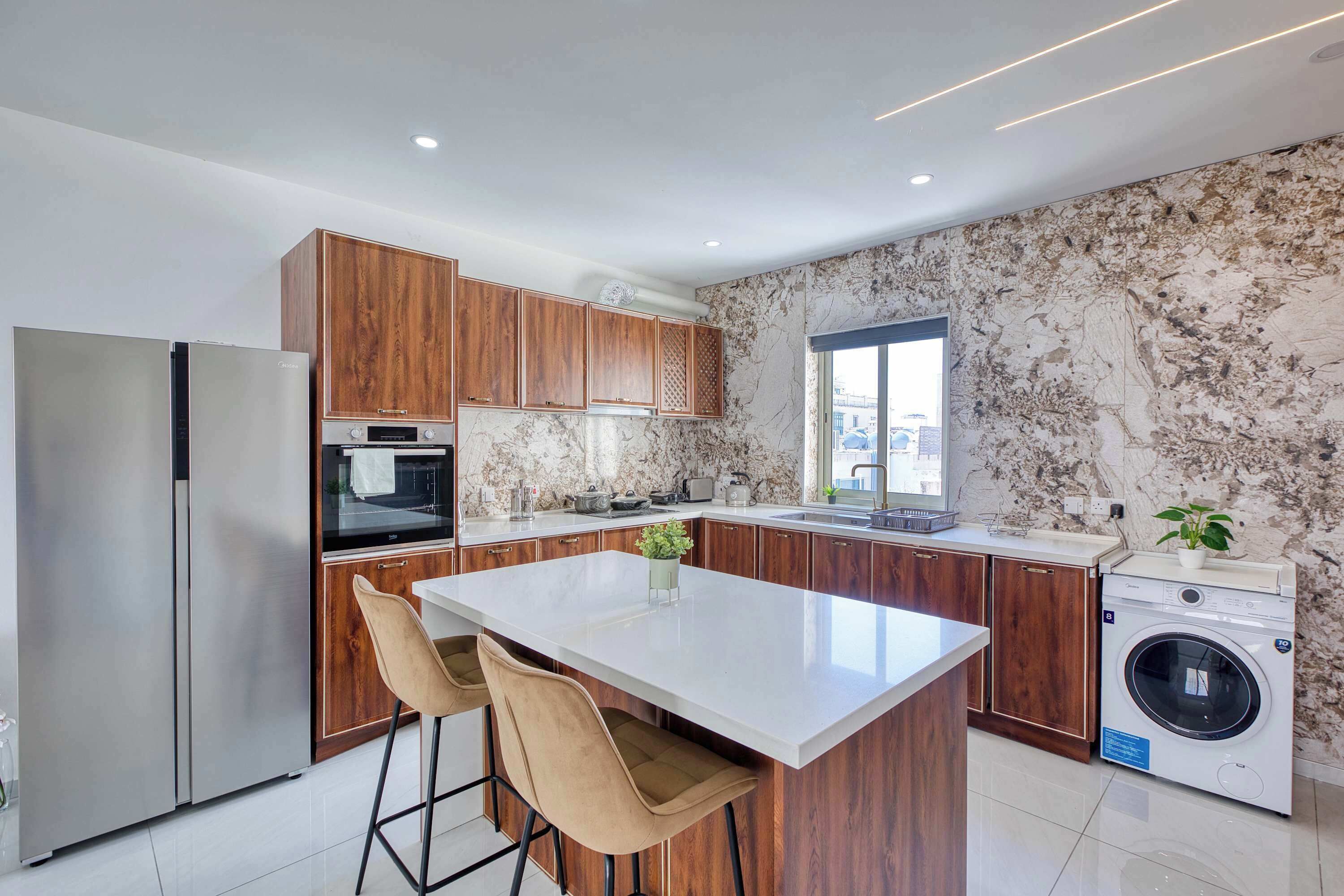 Fridge, stovetop, toaster