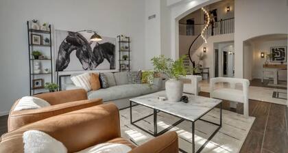 7BR Sleeps 16+ POOL•Games•BBQ• Family-Friends-Corporate-RETREAT