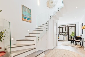 สตูดิโอ (3 Bedrooms) | ภายใน
