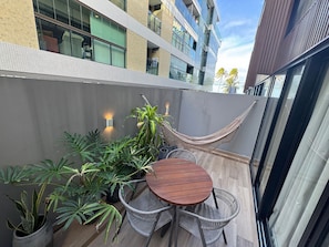 Basic Apartment | Outdoor dining - Setai Edition Suites (João Pessoa)