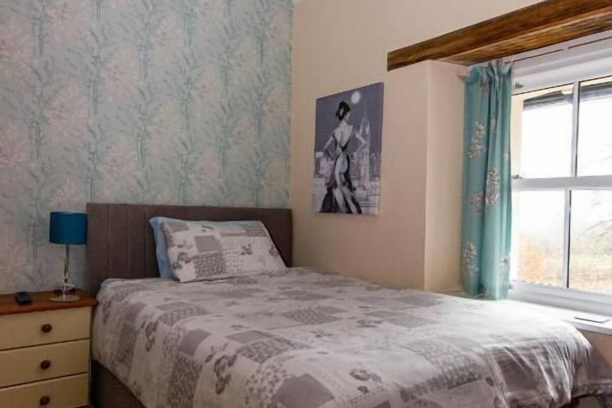 Single Room, Garden View | Desk, WiFi (free)