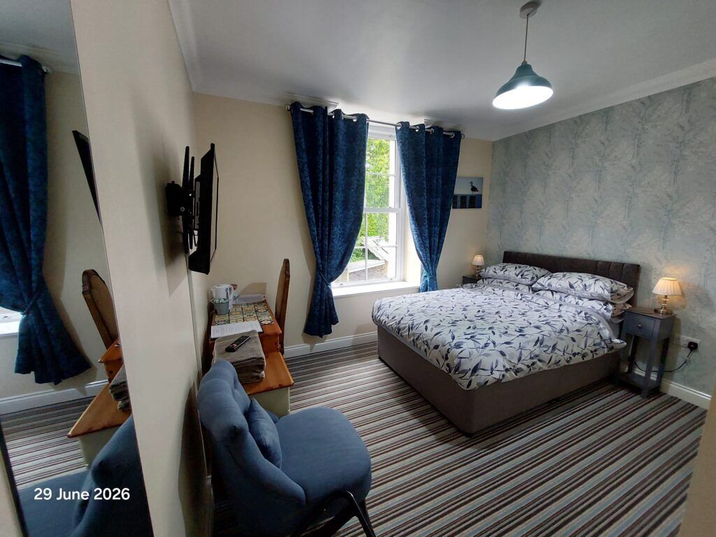 Double Room, Courtyard View | Desk, free WiFi