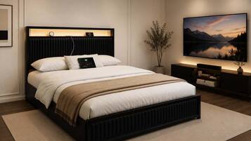 Condo, 1 Bedroom | 1 bedroom, laptop workspace, WiFi (free)