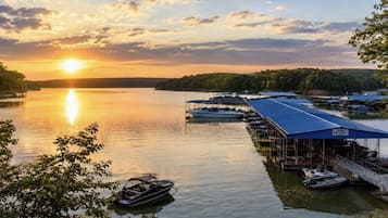 House, 5 Bedrooms | Marina