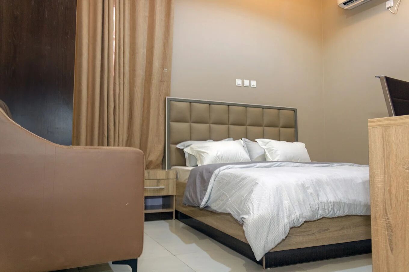 Classic Room, Balcony, City View | Desk, laptop workspace, blackout curtains, soundproofing