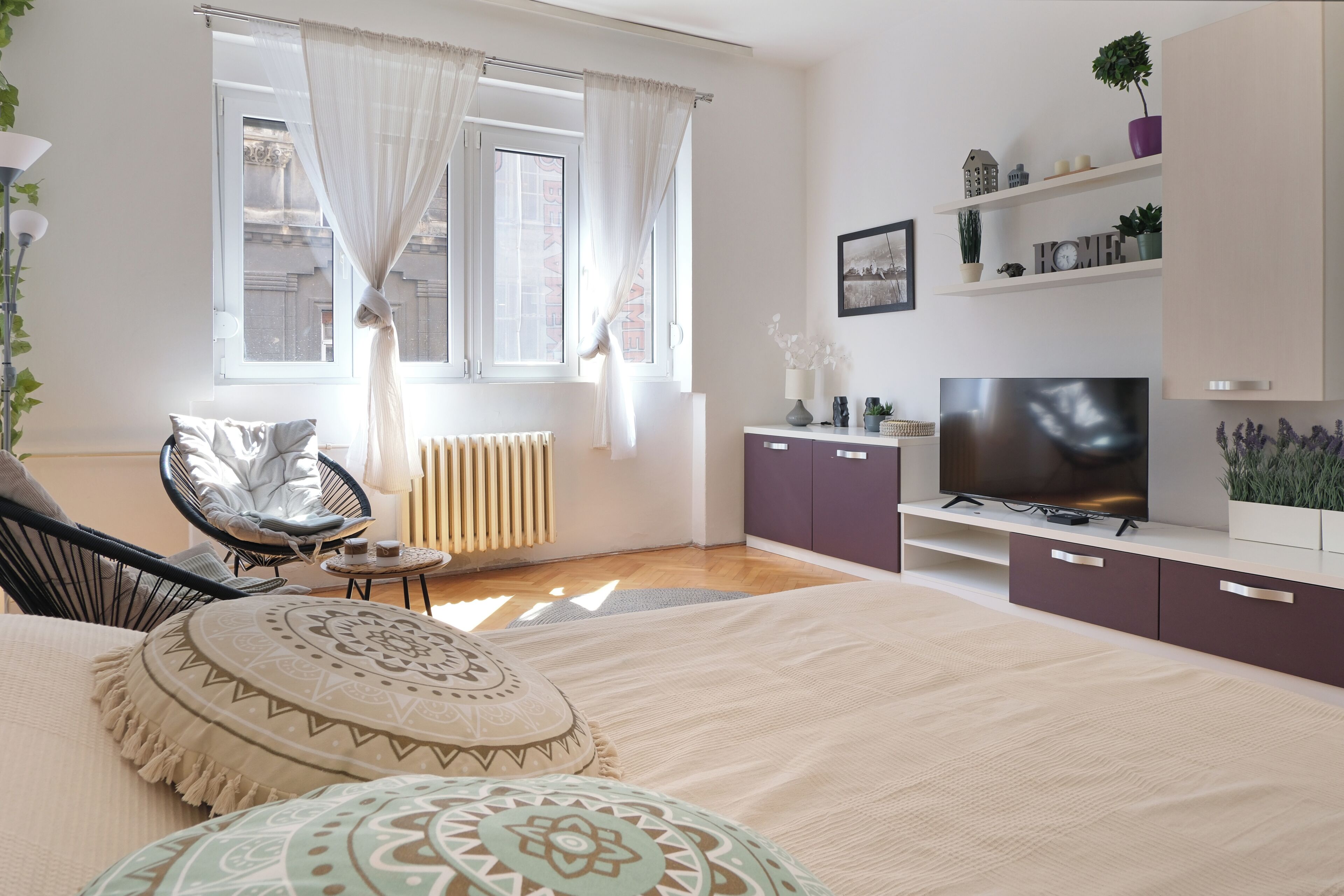 1 bedroom, desk, WiFi (free), bed sheets