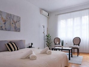 1 chambre, Wi-Fi, draps fournis