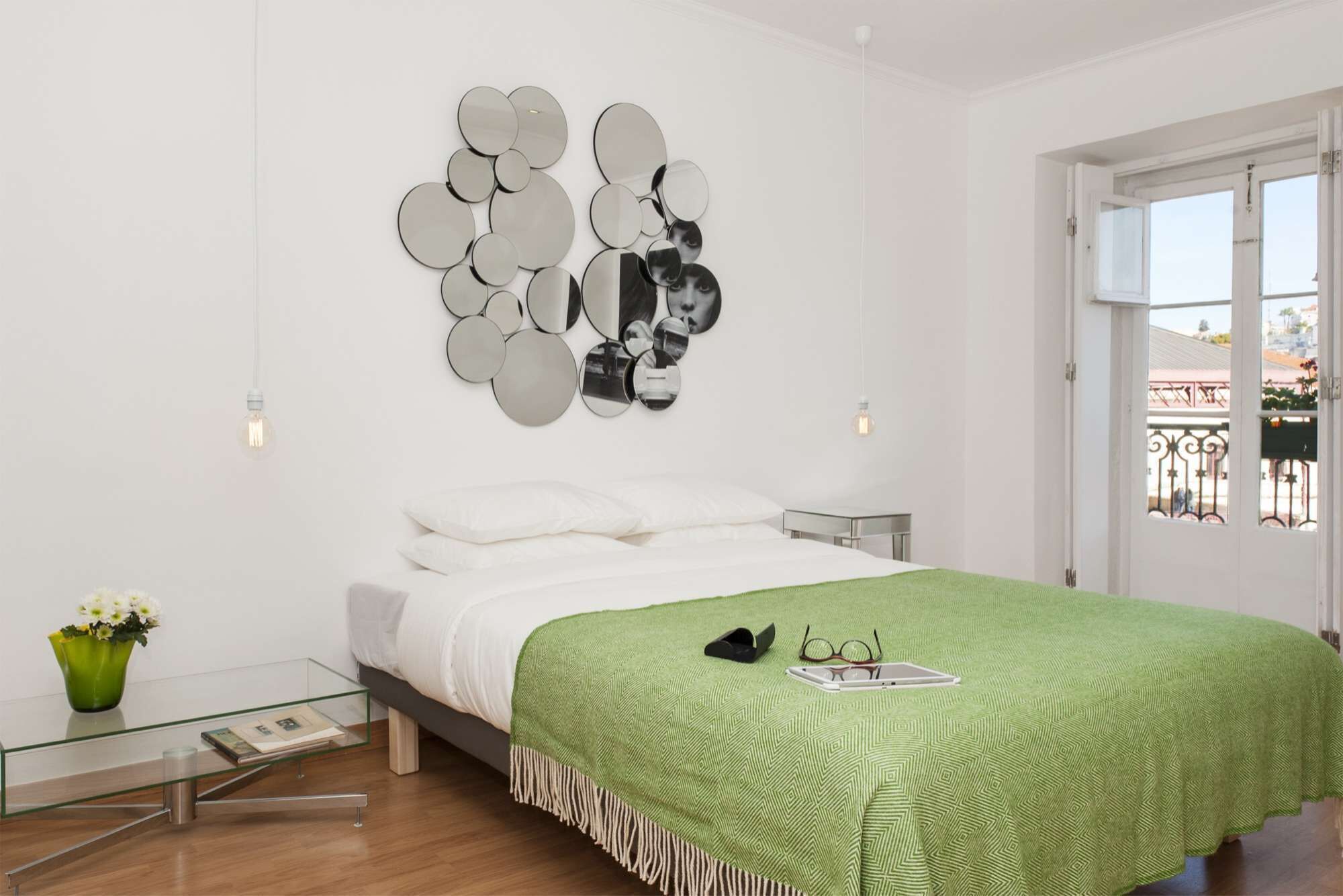 2 Schlafzimmer, Schreibtisch