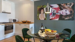 Dining - Cheese&Wine™ | Chiado - Rossio Square 2 (Lisboa)