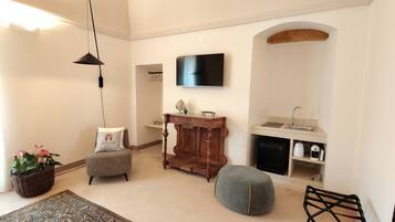 Chambre Deluxe avec lits jumeaux, salle de bains privée, vue jardin