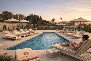 Seasonal outdoor pool