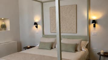 Luxury Suite, Garden View | In-room safe, blackout curtains, soundproofing, free WiFi