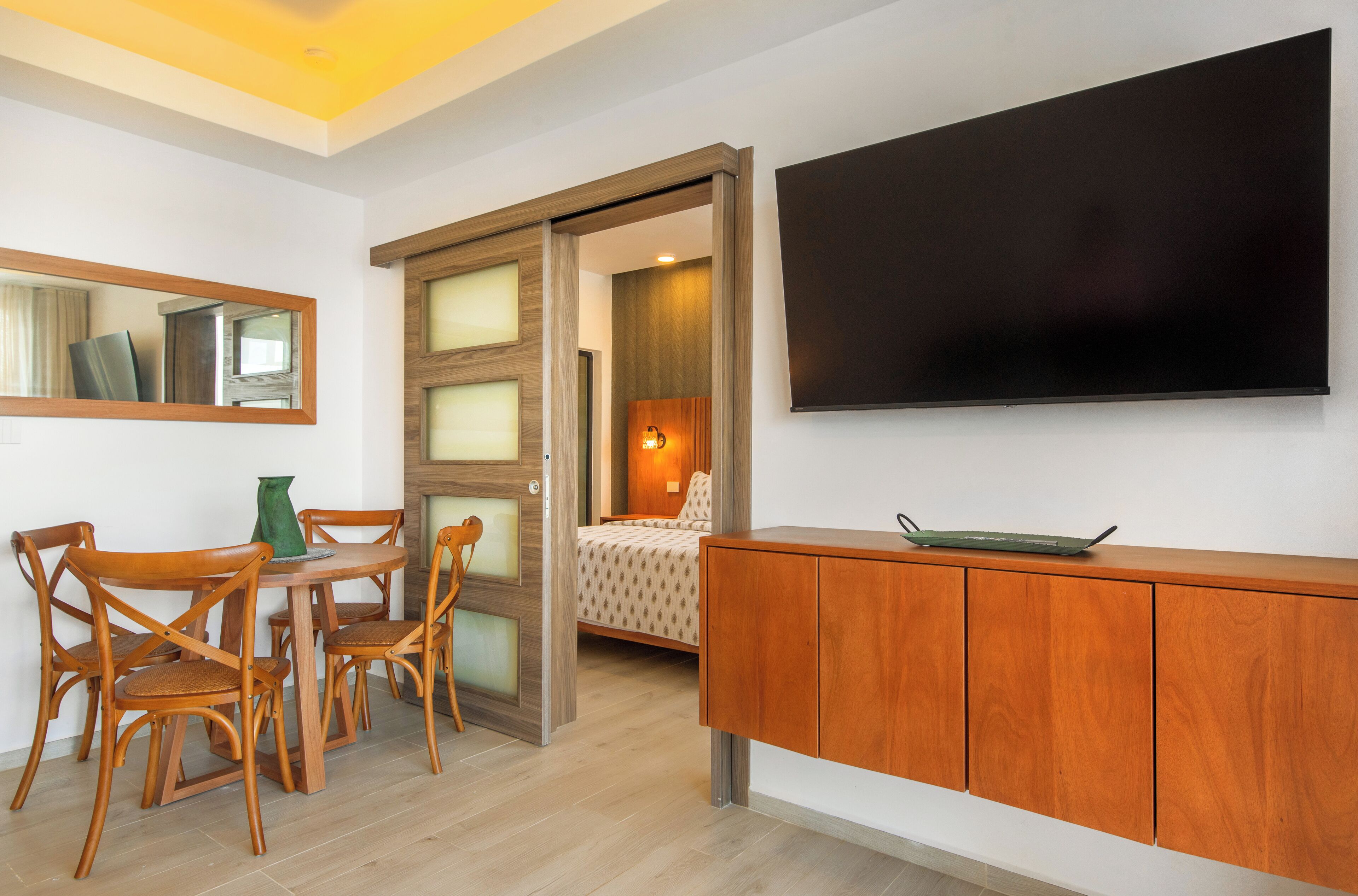 Apartment, 1 Bedroom, Pool View