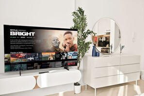 Apartment | Interior - Bloomfields Studio in Hayat Boulevard  (Dubai)