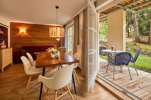 Comfort-Apartment, Nichtraucher, Gartenblick | Speisen