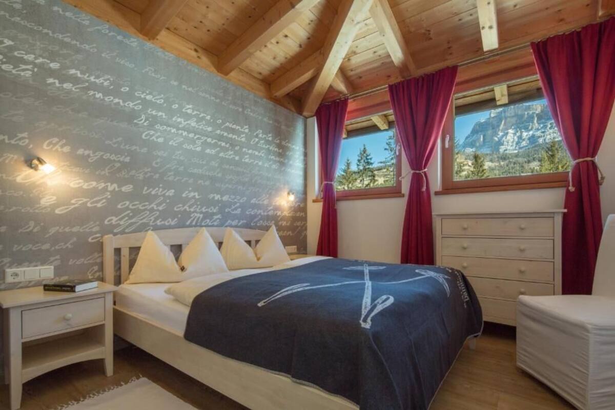 In-room safe, blackout curtains, cots/infant beds, free WiFi