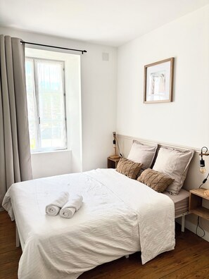 Room - Vrbo Property (Mauléon)
