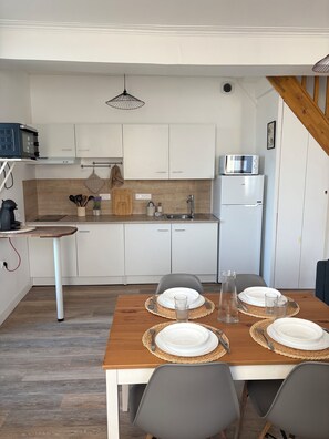 Private kitchen - Vrbo Property (Mauléon)