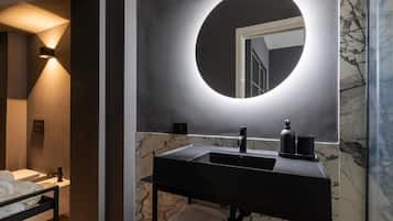 Appartamento 2 | Badezimmer | Hausschuhe