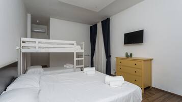 3 bedrooms