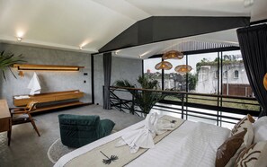 Free WiFi - 1BR Villa Seminyak Pool & Cinema Loft 1 (Badung)