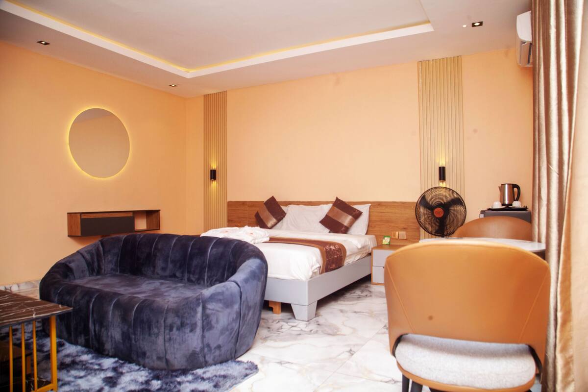 Apartamento conforto, sacada | Ferros/tábuas de passar roupa, Wi-Fi de cortesia