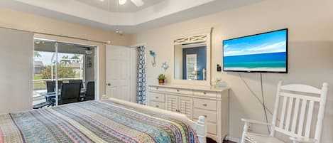 3 bedrooms, iron/ironing board, WiFi, bed sheets
