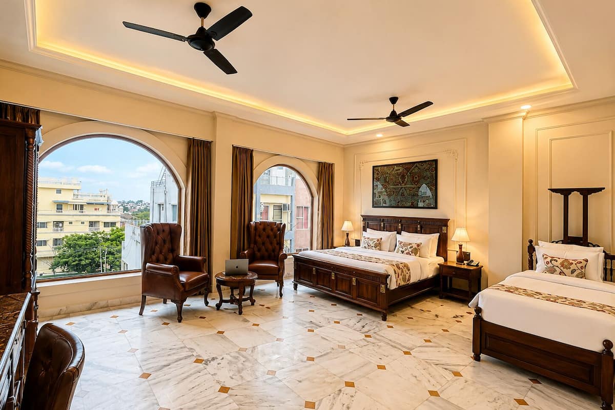Habitación Royal, vistas a la ciudad | Sábanas italianas Frette y ropa de cama de alta calidad