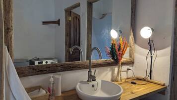 Standard Apartment | Bathroom | Slippers, towels, soap, shampoo