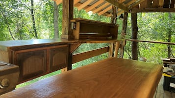 Tempat makan outdoor