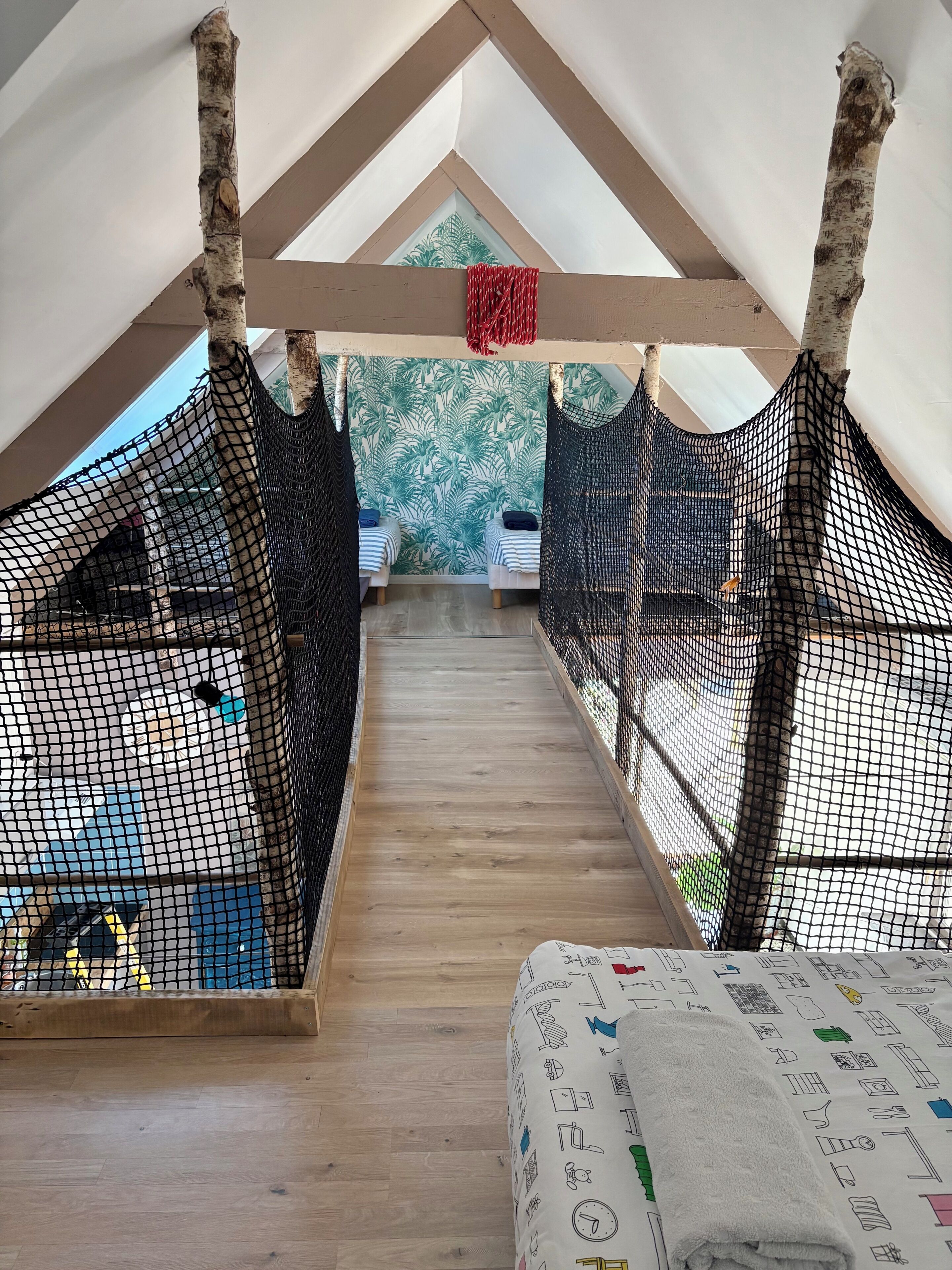 5 bedrooms, free WiFi, bed sheets