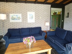 Living room - Detached Bungalow, Perfect for Water Sports and Nature Enthusiasts (Kamperland)
