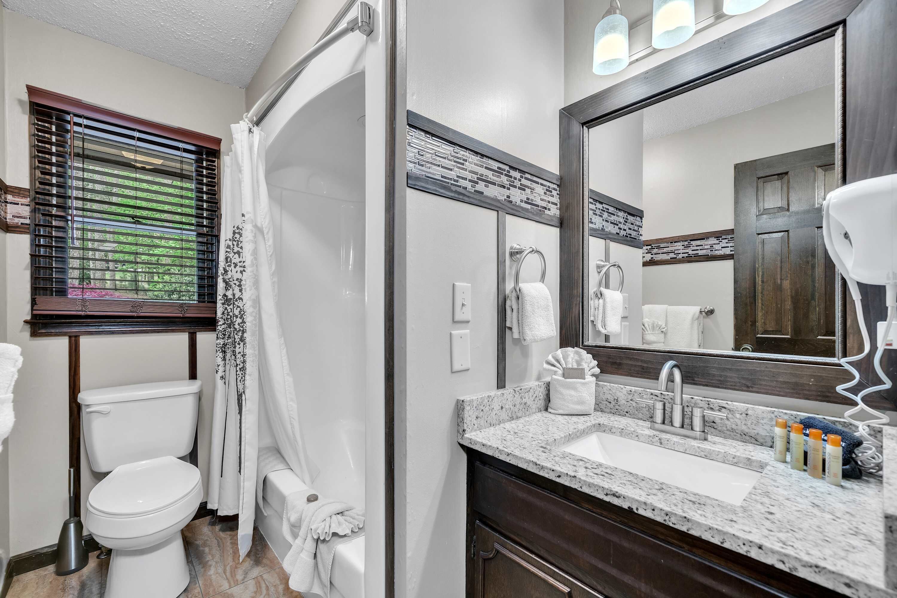 Shower, towels