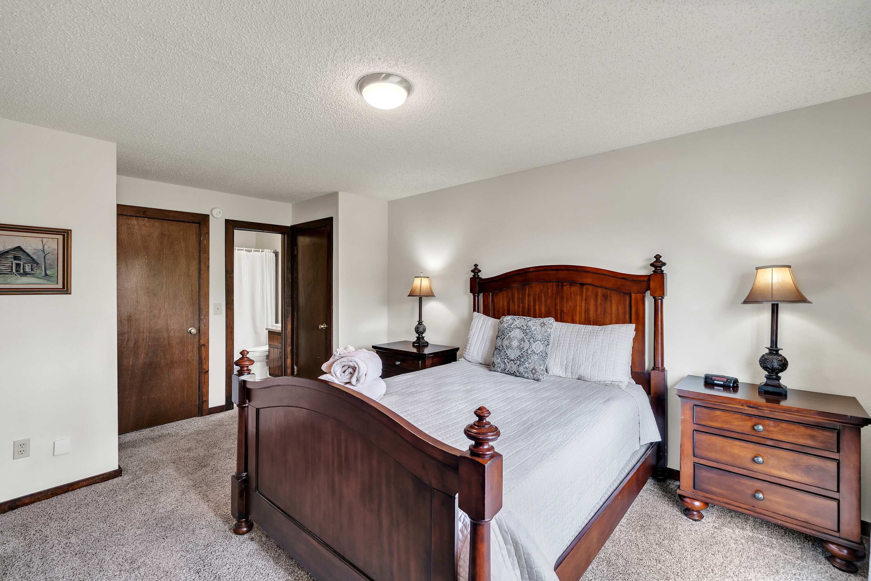 Water Tower Three Bedroom - Ellijay, GA