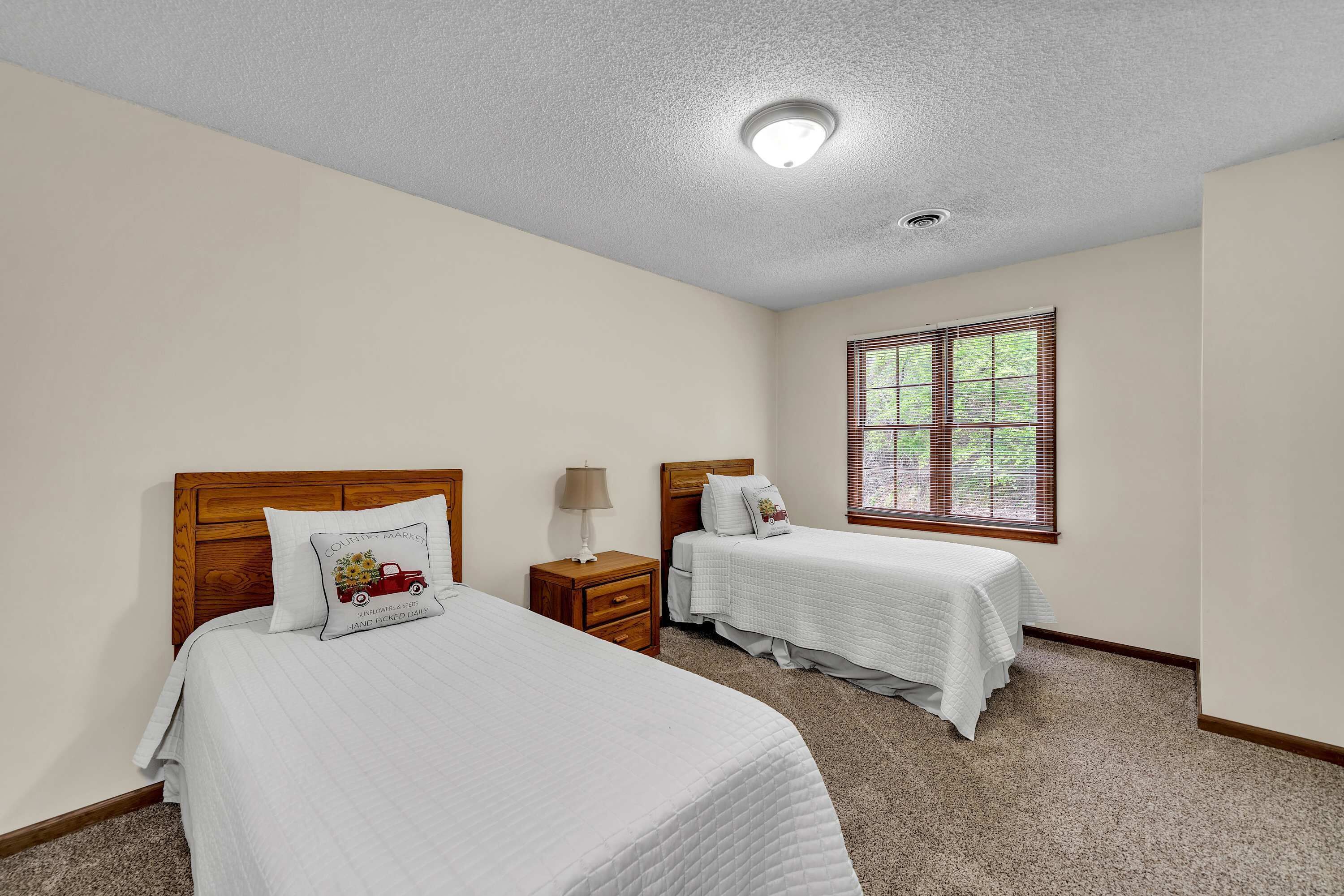 3 bedrooms, WiFi, bed sheets