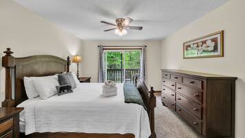 3 bedrooms, WiFi, bed sheets