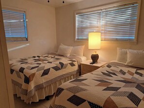 WiFi, bed sheets - BRUNSWICK TRAVERTINE HOUSE 2 BED 2 BATH (Brunswick)