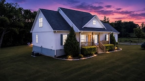 Exterior - The Farm House / Views / Breeze (Waynesville)