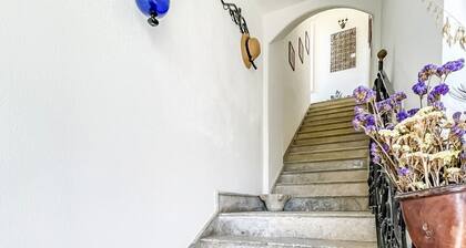 Villa Pietralunga, a Historic Residence