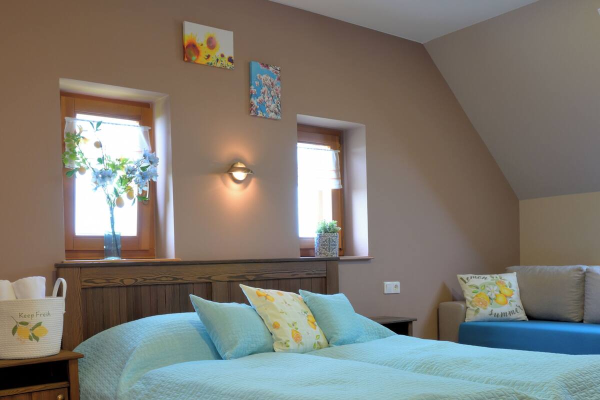 Quadruple Room, Courtyard View | WiFi (free)
