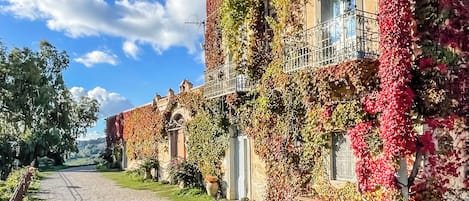 Apartment, Balkon, Hügelblick | Aussenbereich