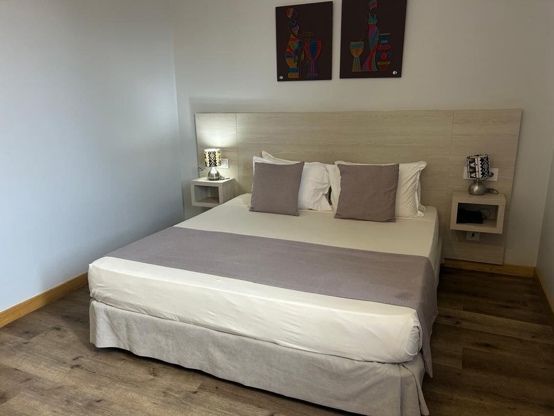 Double Room | In-room safe, desk, laptop workspace, soundproofing