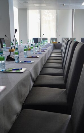 Meeting facility - LE GRAND HOTEL DE THIES (Thies)
