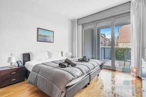 Room - Vrbo Property (Milano)
