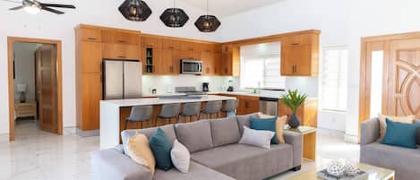 Villa, 4 Bedrooms, Accessible, Private Pool | Living room