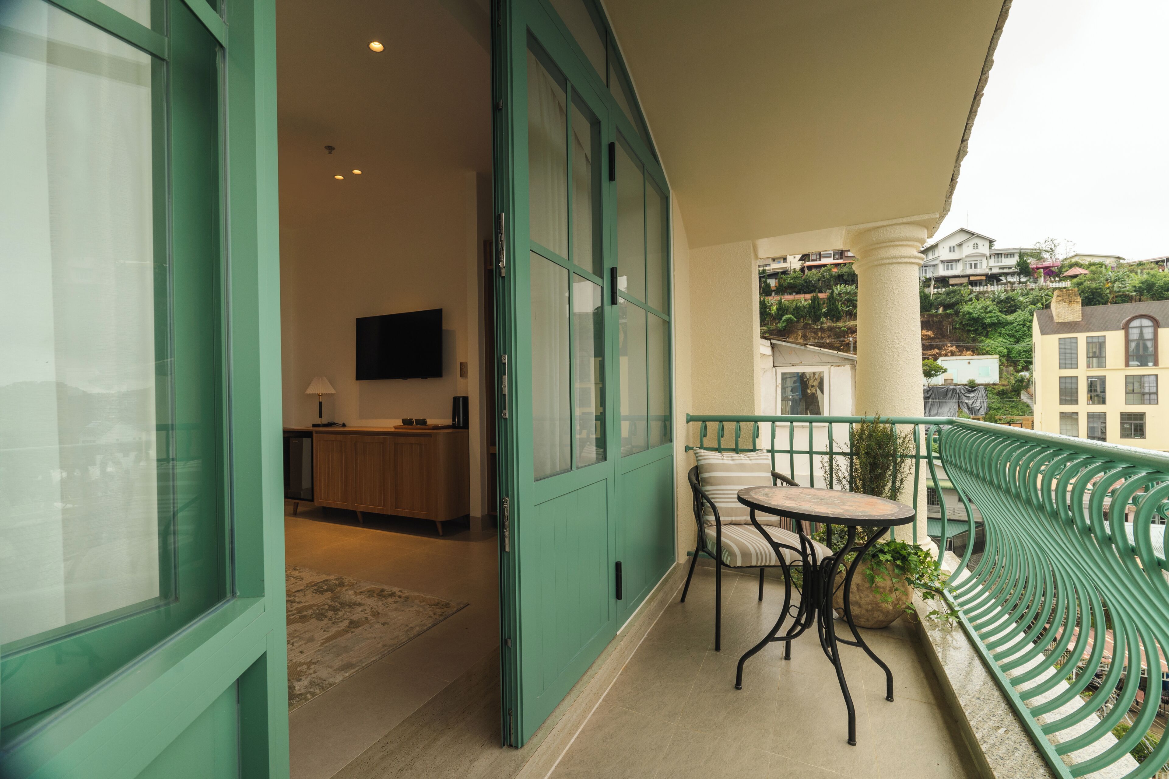 Junior suite, uitzicht op stad | Buiten dineren