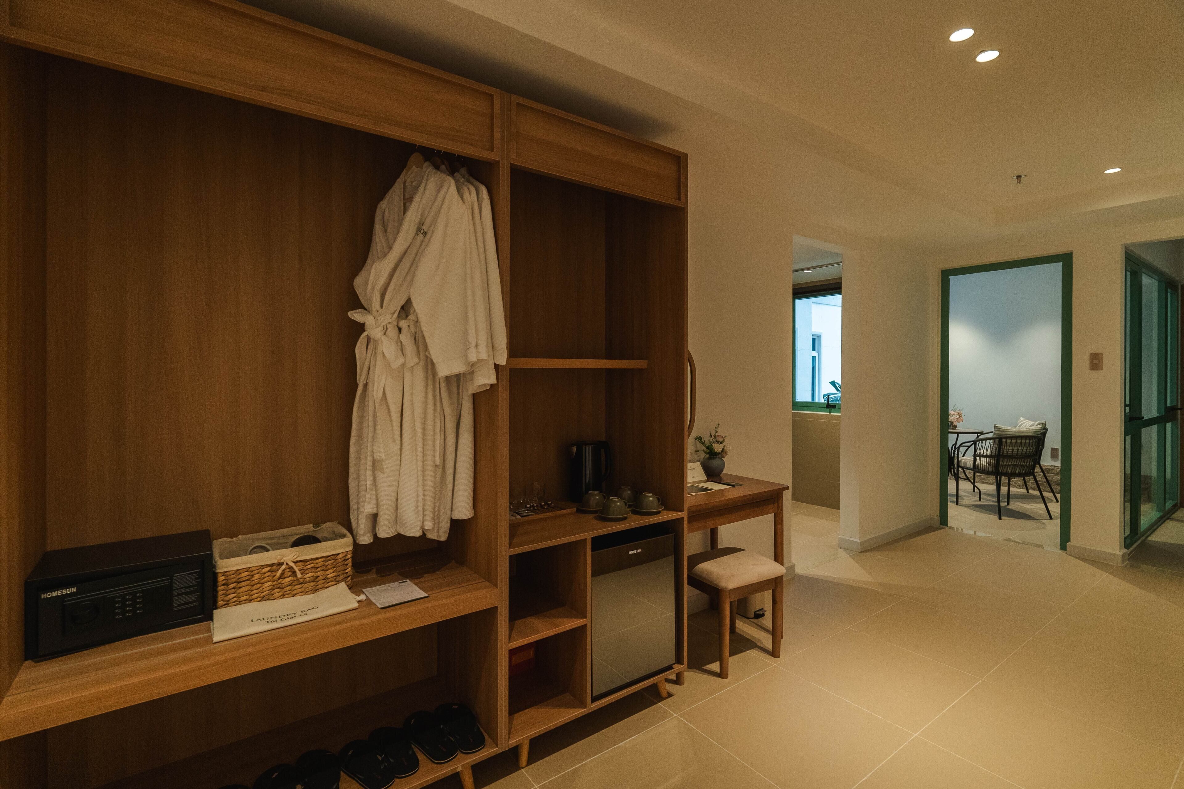 Family Balcony | Interior