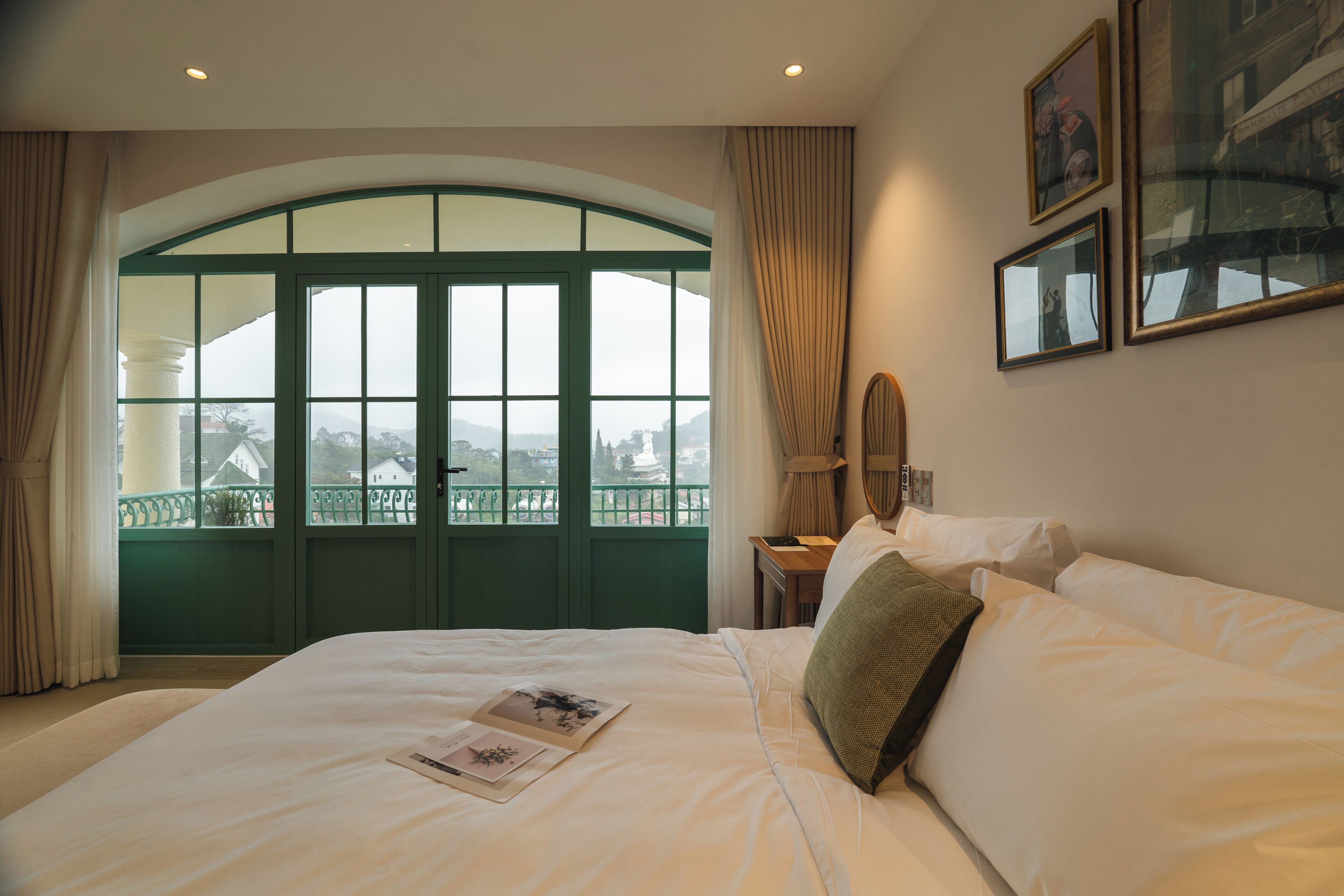 Balcony Suite | ผ้าม่านกันแสง, เตารีด/โต๊ะรีดผ้า, Wi-Fi ฟรี