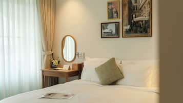 Junior Suite, City View | Blackout drapes, iron/ironing board, WiFi (free)